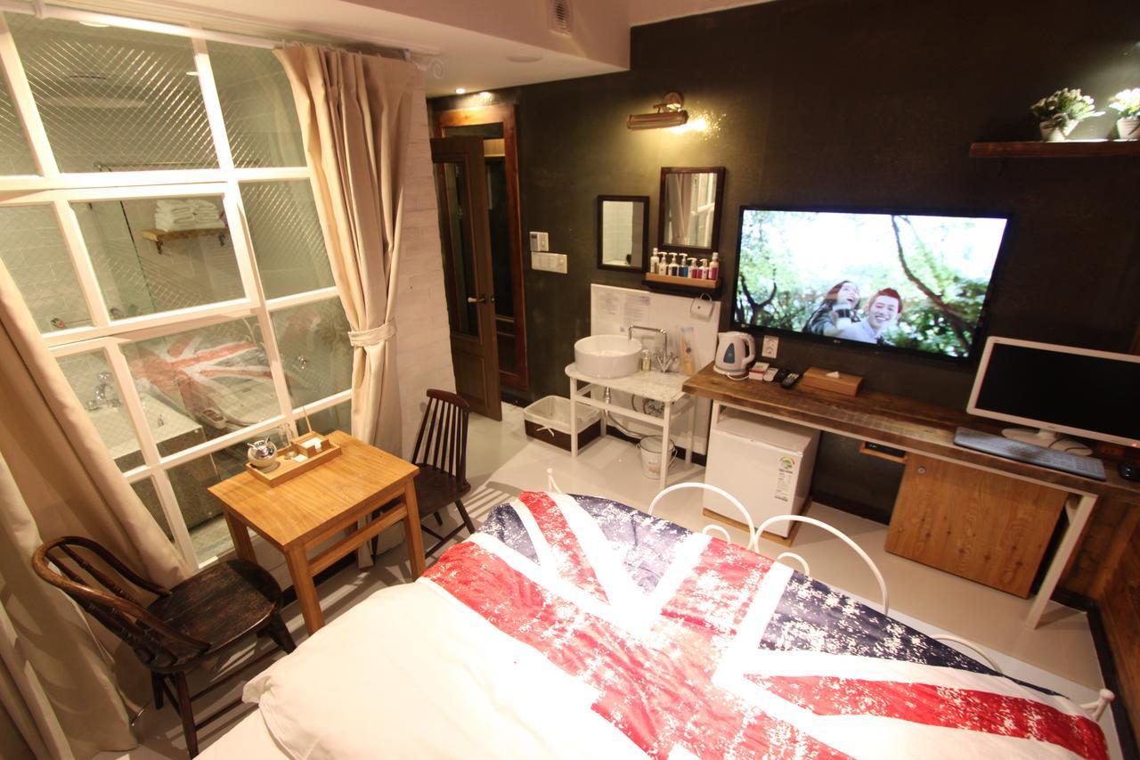 February Hotel Hwanggeum Тегу Екстериор снимка