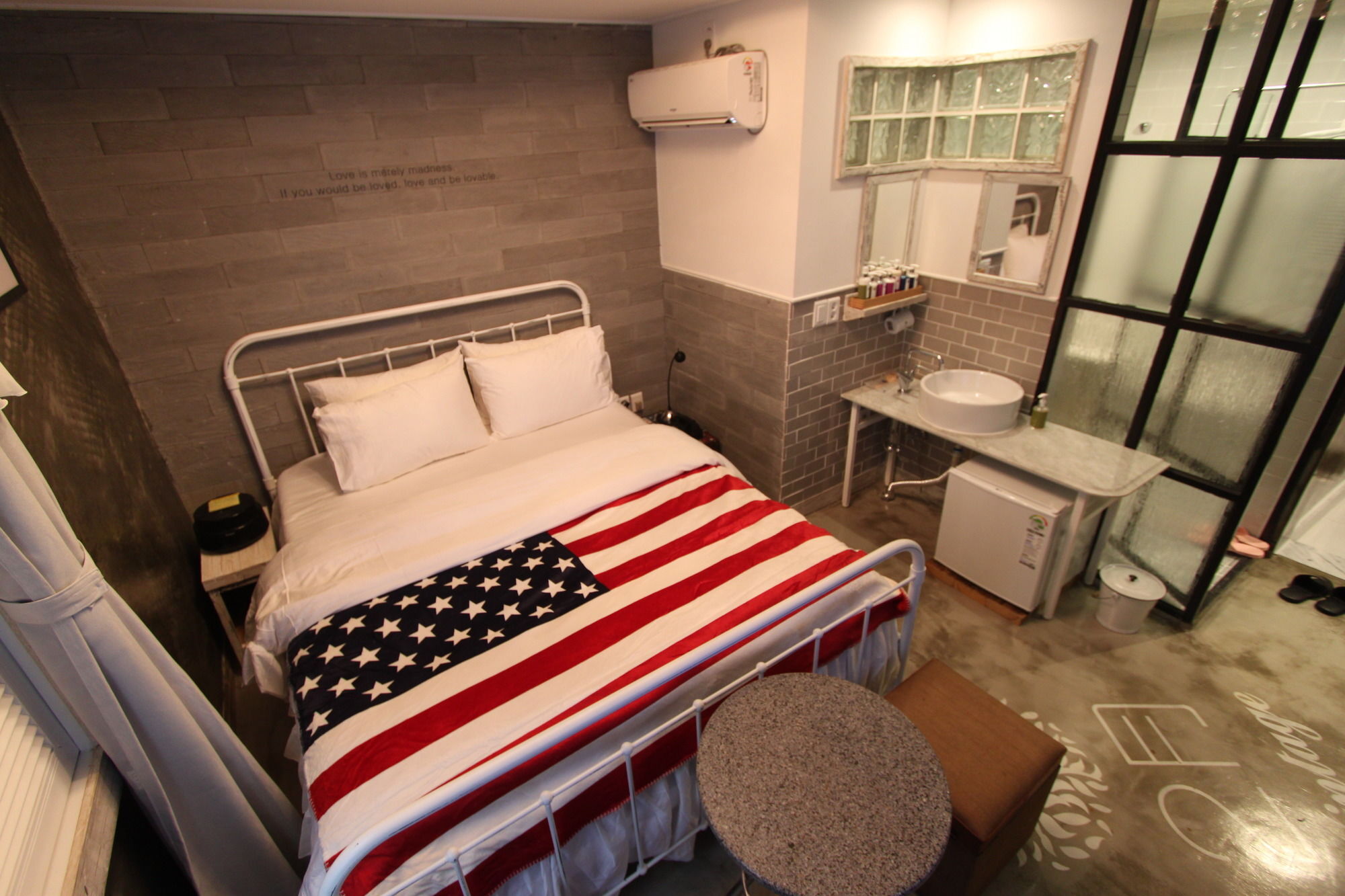 February Hotel Hwanggeum Тегу Екстериор снимка